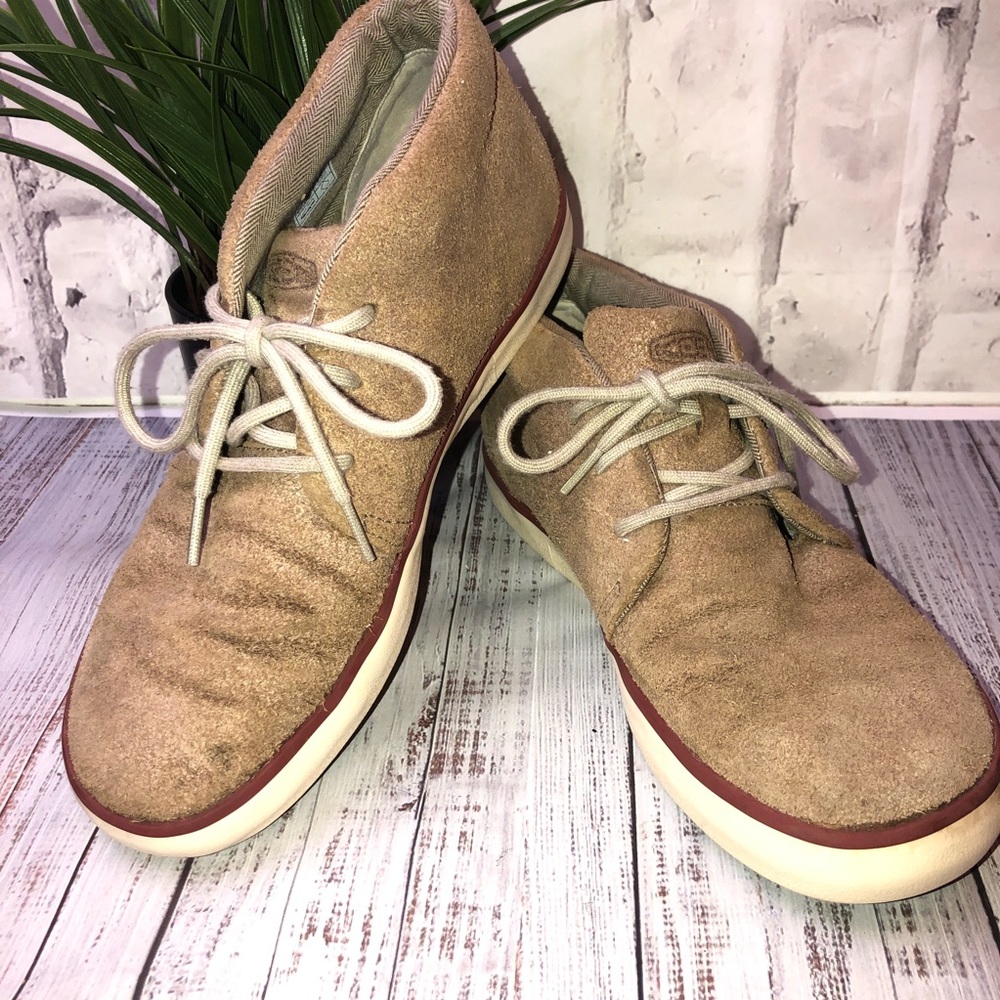 KEEN  Santa Cruz Shitake Tan Suede Lace Up Chukka
